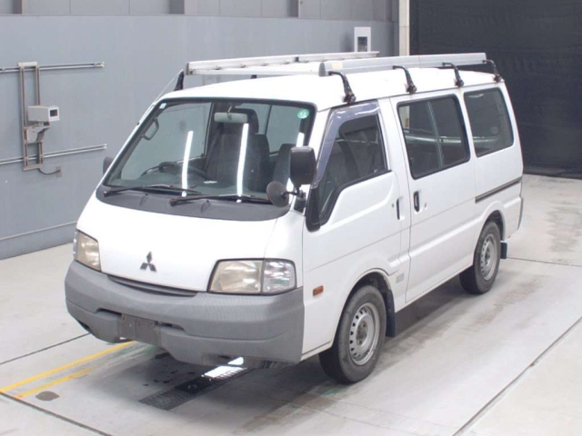 MITSUBISHI DELICA 2007