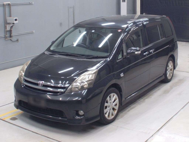 TOYOTA ISIS 2010