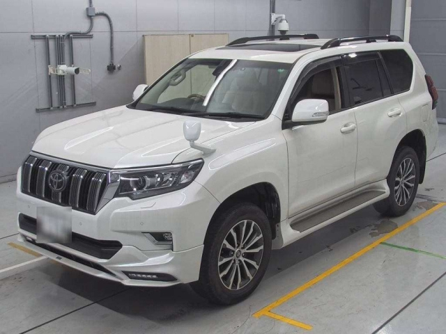 TOYOTA LAND CRUISER PRADO 2021