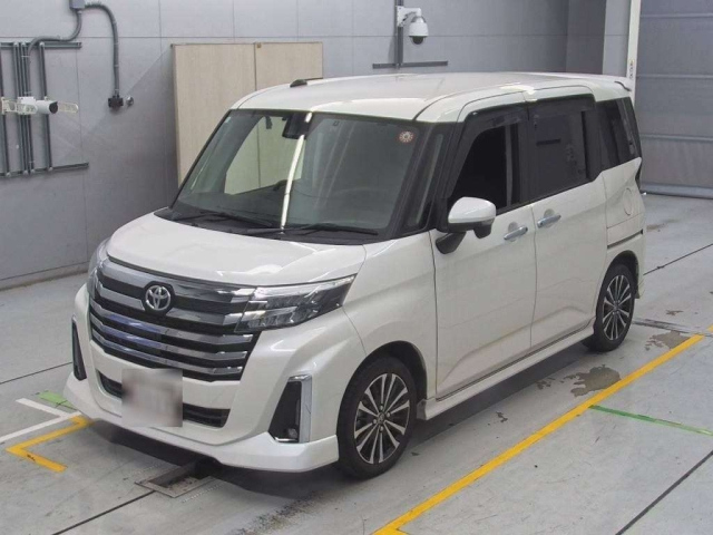 TOYOTA ROOMY 2020