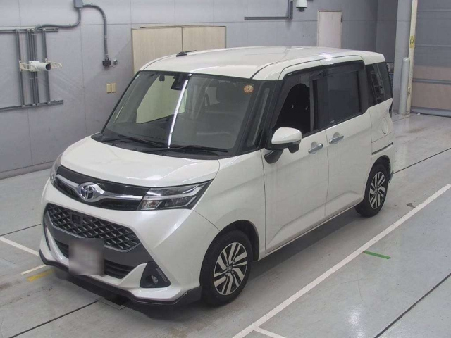 TOYOTA TANK 2017