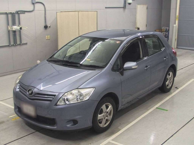 TOYOTA AURIS 2010