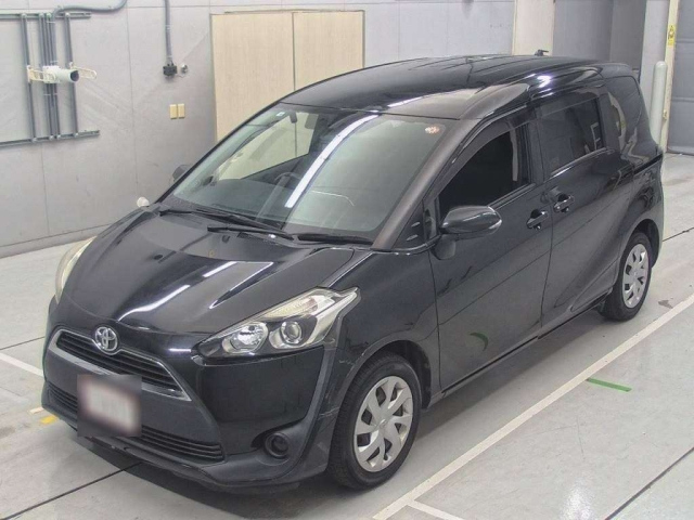 TOYOTA SIENTA 2016
