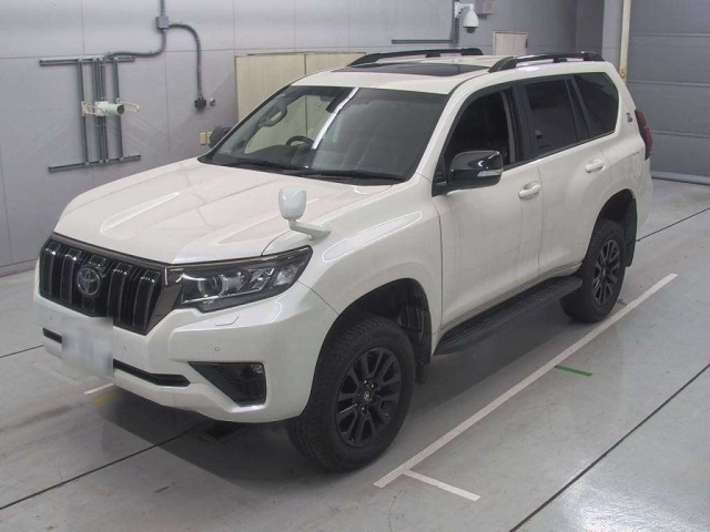 TOYOTA LAND CRUISER PRADO 2021
