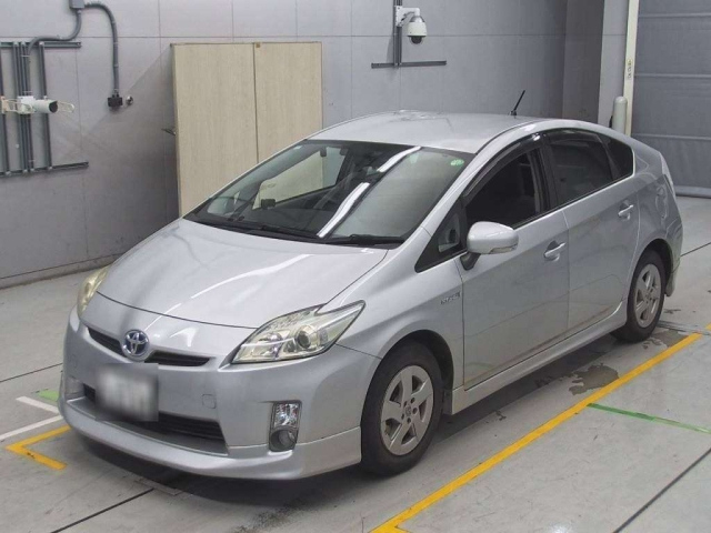 TOYOTA PRIUS 2011