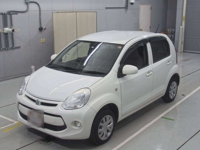 TOYOTA PASSO 2015