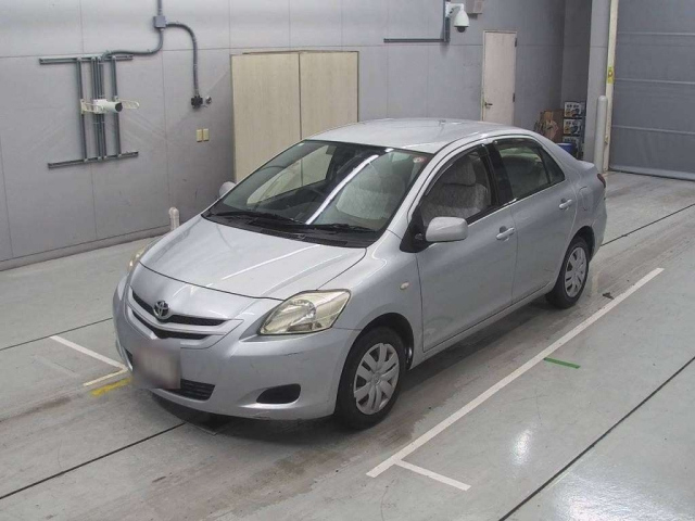 TOYOTA BELTA 2006