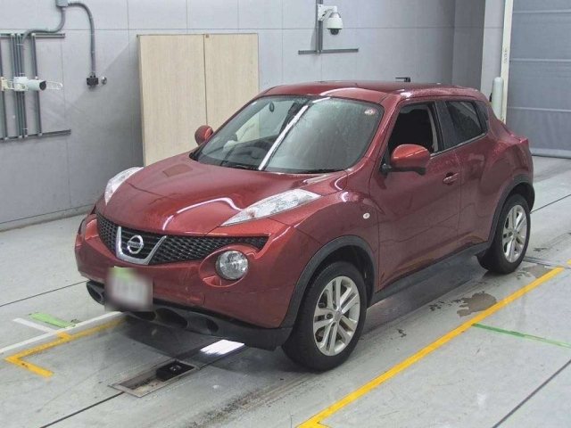 NISSAN JUKE 2010