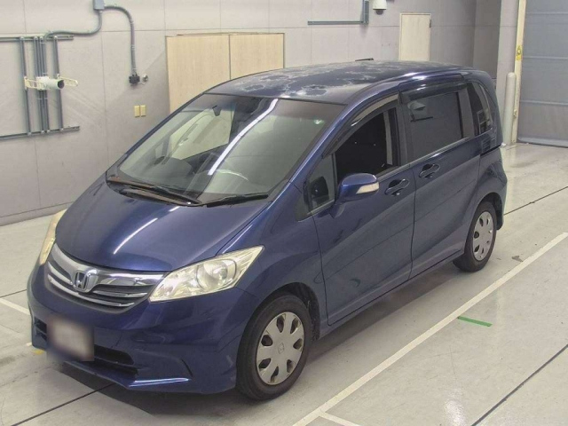 HONDA FREED 2013