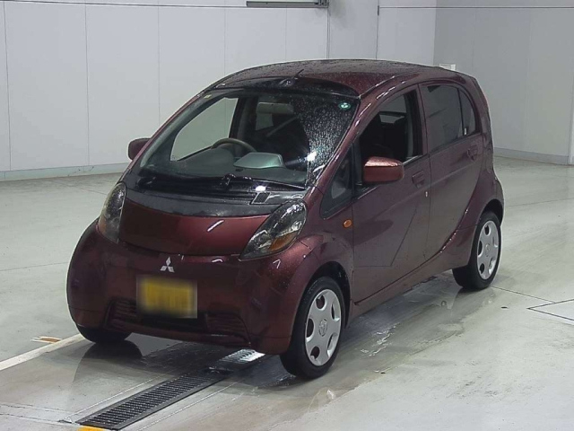 MITSUBISHI I 2013