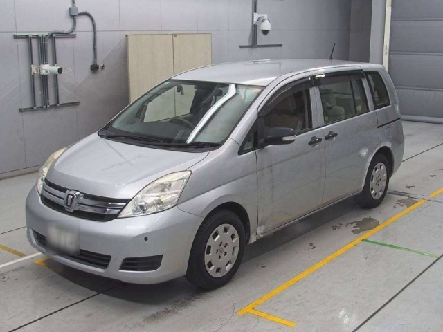 TOYOTA ISIS 2012