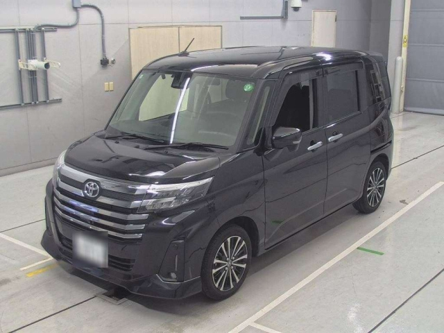 TOYOTA ROOMY 2021