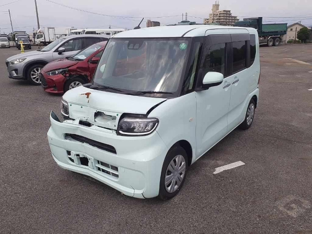 DAIHATSU TANTO 2021