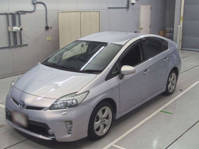 TOYOTA PRIUS 2012