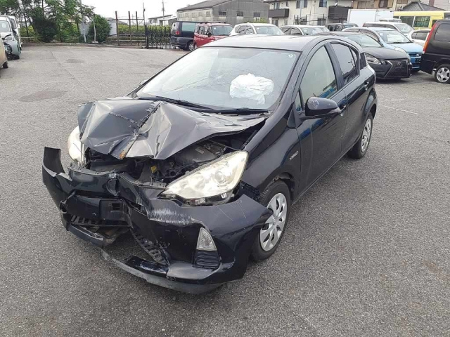 TOYOTA AQUA 2012