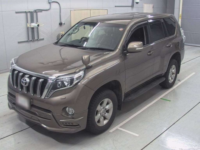 TOYOTA LAND CRUISER PRADO 2016
