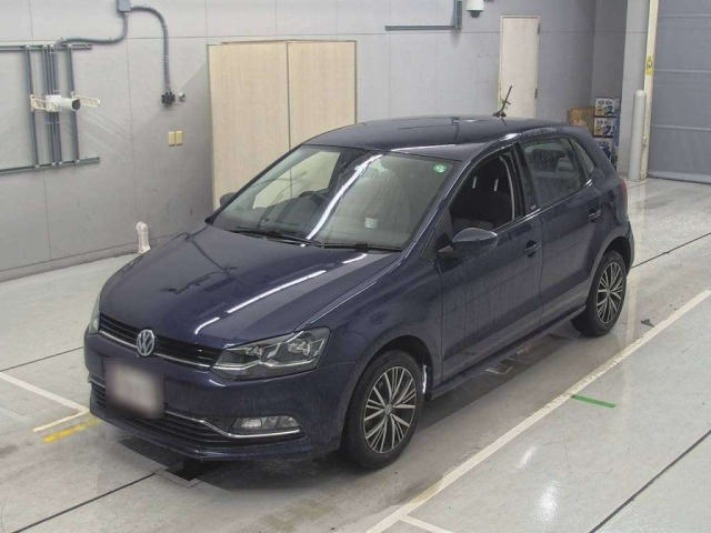 VOLKSWAGEN POLO 2016