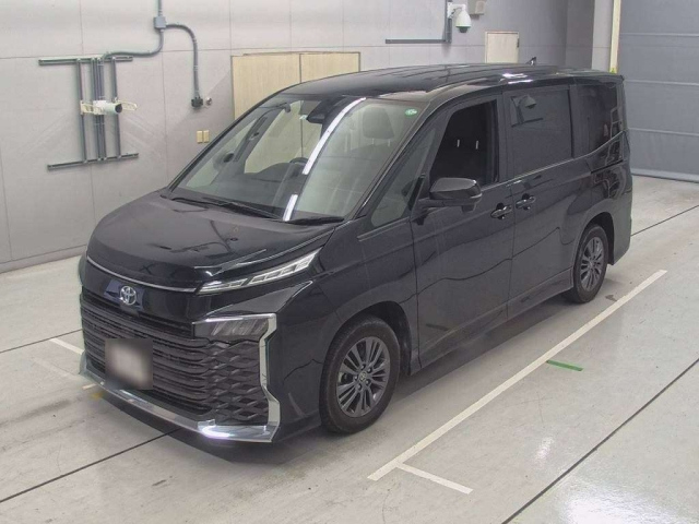TOYOTA VOXY 2022