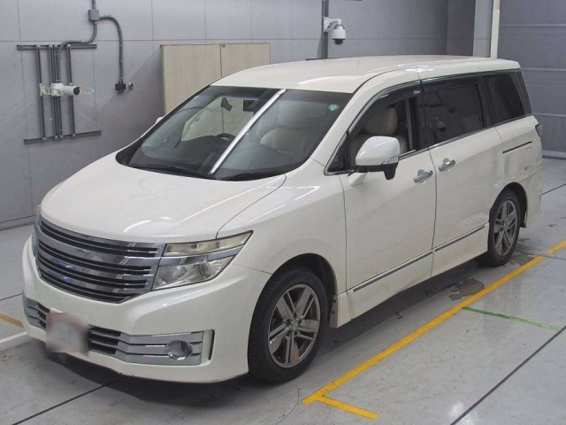 NISSAN ELGRAND 2013