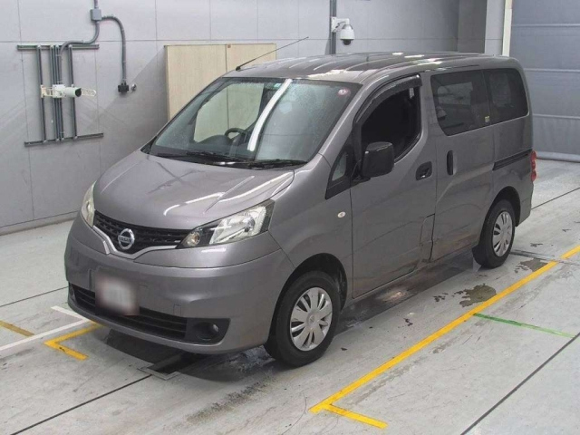 NISSAN NV200 2019