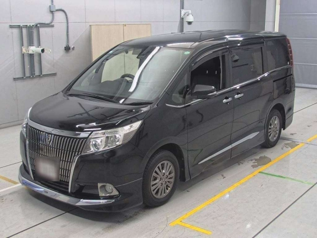 TOYOTA ESQUIRE 2017