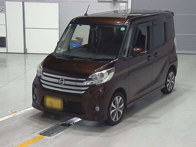 NISSAN DAYZ ROOX