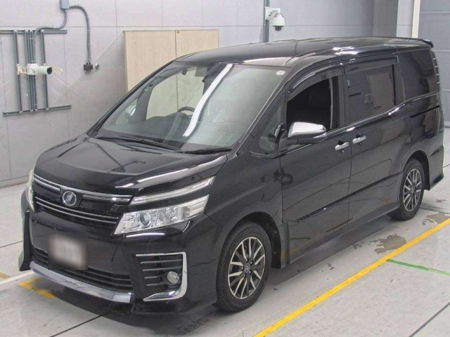 TOYOTA VOXY 2016