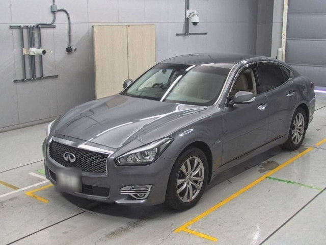 NISSAN FUGA