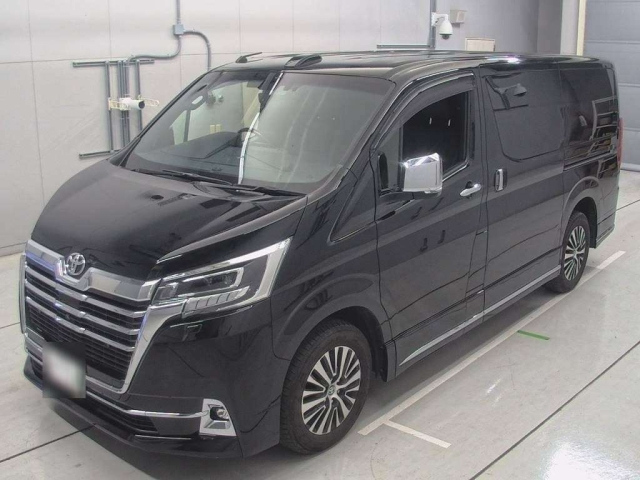 TOYOTA GRANACE 2023