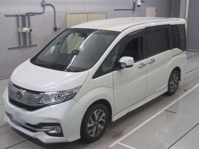HONDA STEP WAGON 2017