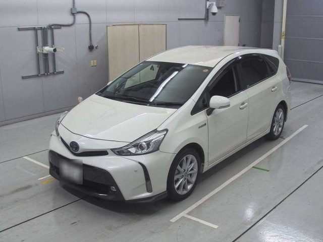 TOYOTA PRIUS ALPHA 2020