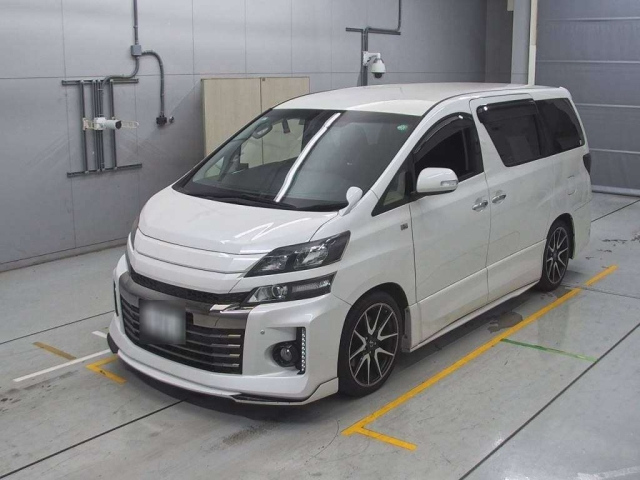 TOYOTA VELLFIRE 2013