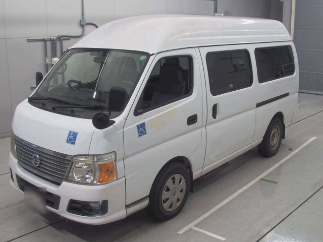 NISSAN CARAVAN BUS 2010
