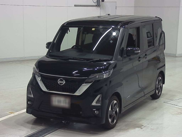 NISSAN ROOX 2022