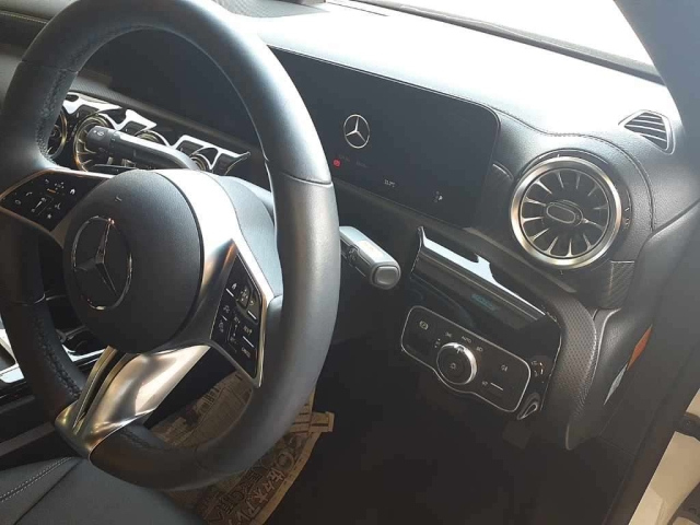 MERCEDES BENZ CLA CLASS 2023