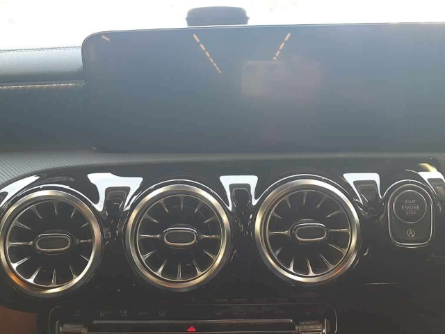 MERCEDES BENZ CLA CLASS 2023