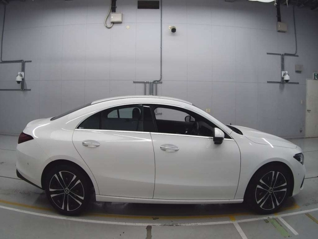 MERCEDES BENZ CLA CLASS 2023