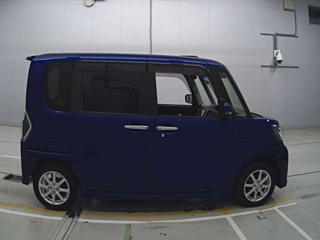 DAIHATSU TANTO 2018