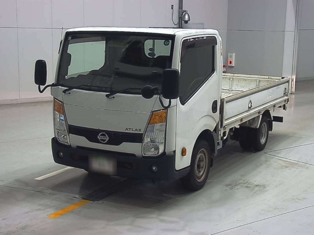 NISSAN ATLAS 2017