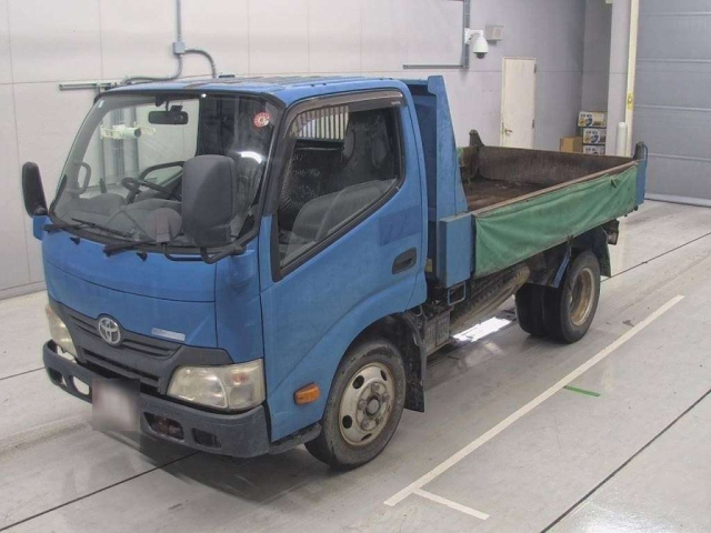 TOYOTA DYNA 2012