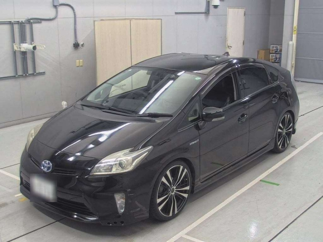 TOYOTA PRIUS 2012