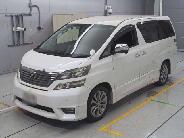 TOYOTA VELLFIRE 2011