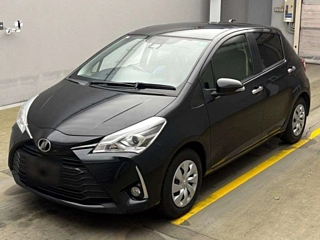 TOYOTA VITZ 2019