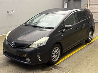 TOYOTA PRIUS ALPHA 2012