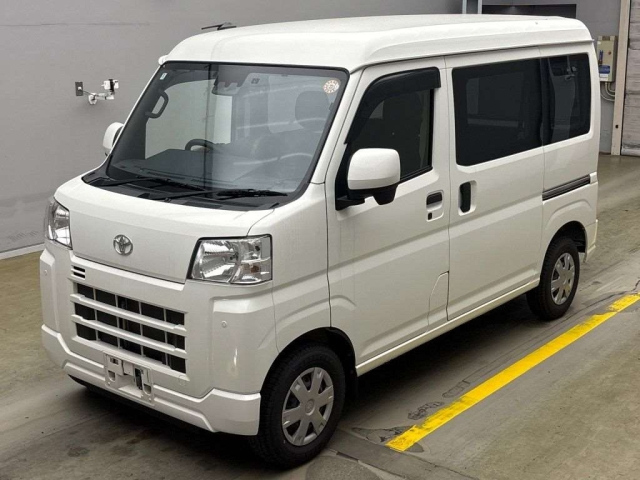 TOYOTA PIXIS VAN 2023