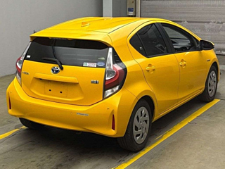 TOYOTA AQUA 2018