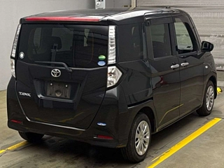 TOYOTA TANK 2018