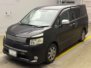 TOYOTA VOXY 2009