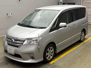 NISSAN SERENA 2013