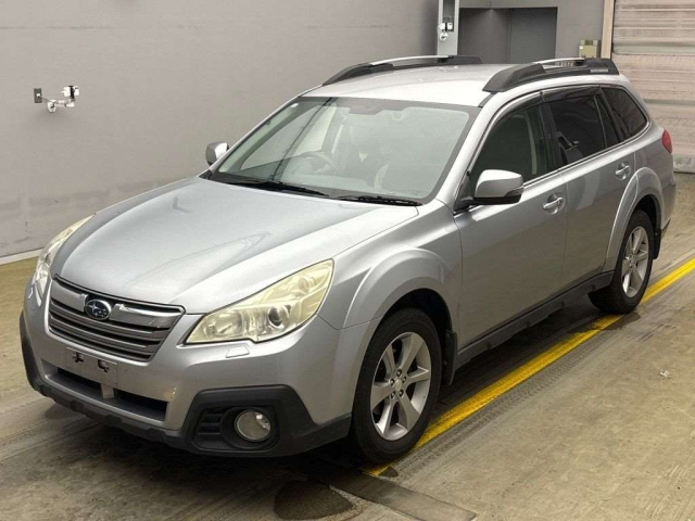 SUBARU LEGACY OUTBACK 2013